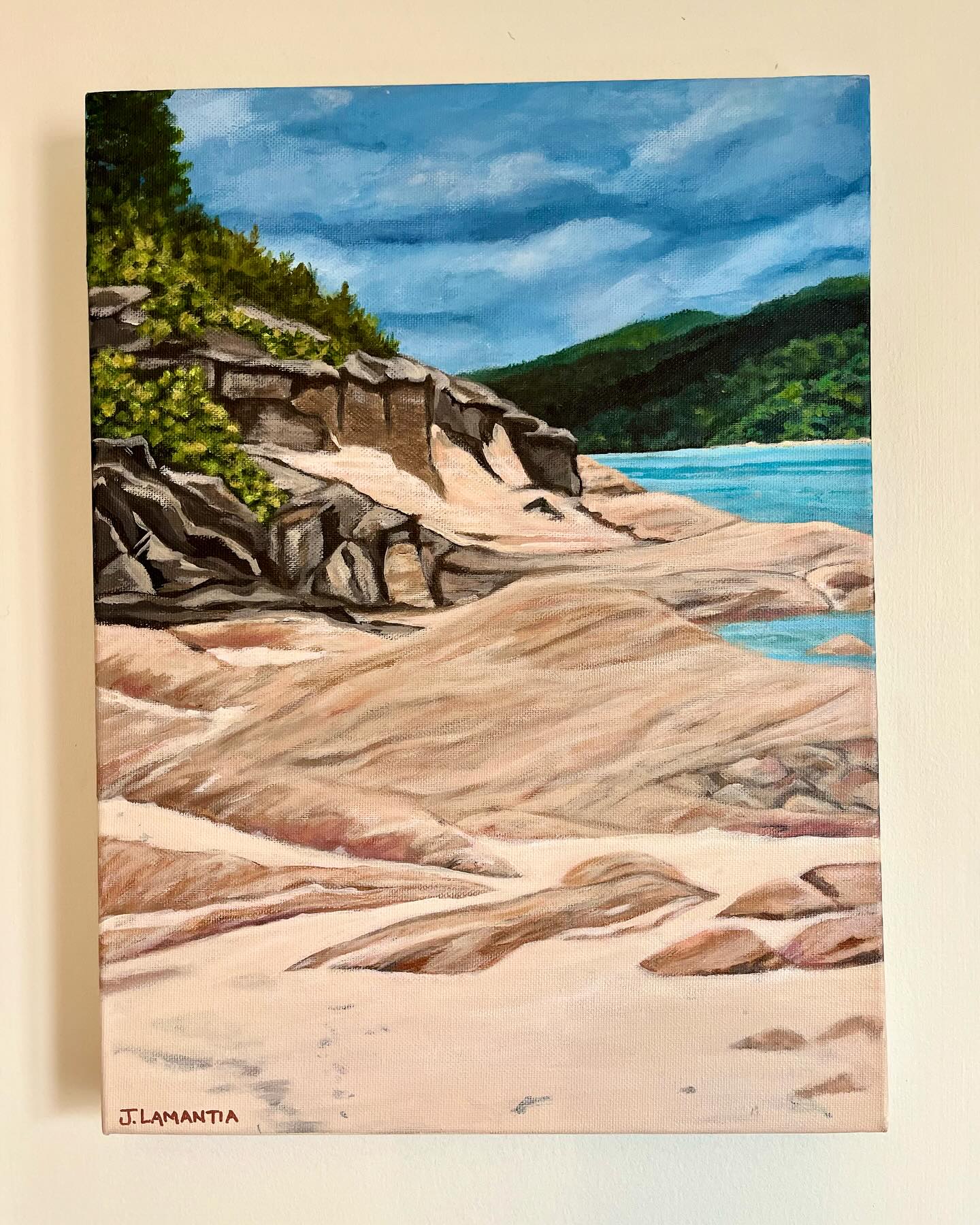 Whitsunday — Rocky Coastal Landscape